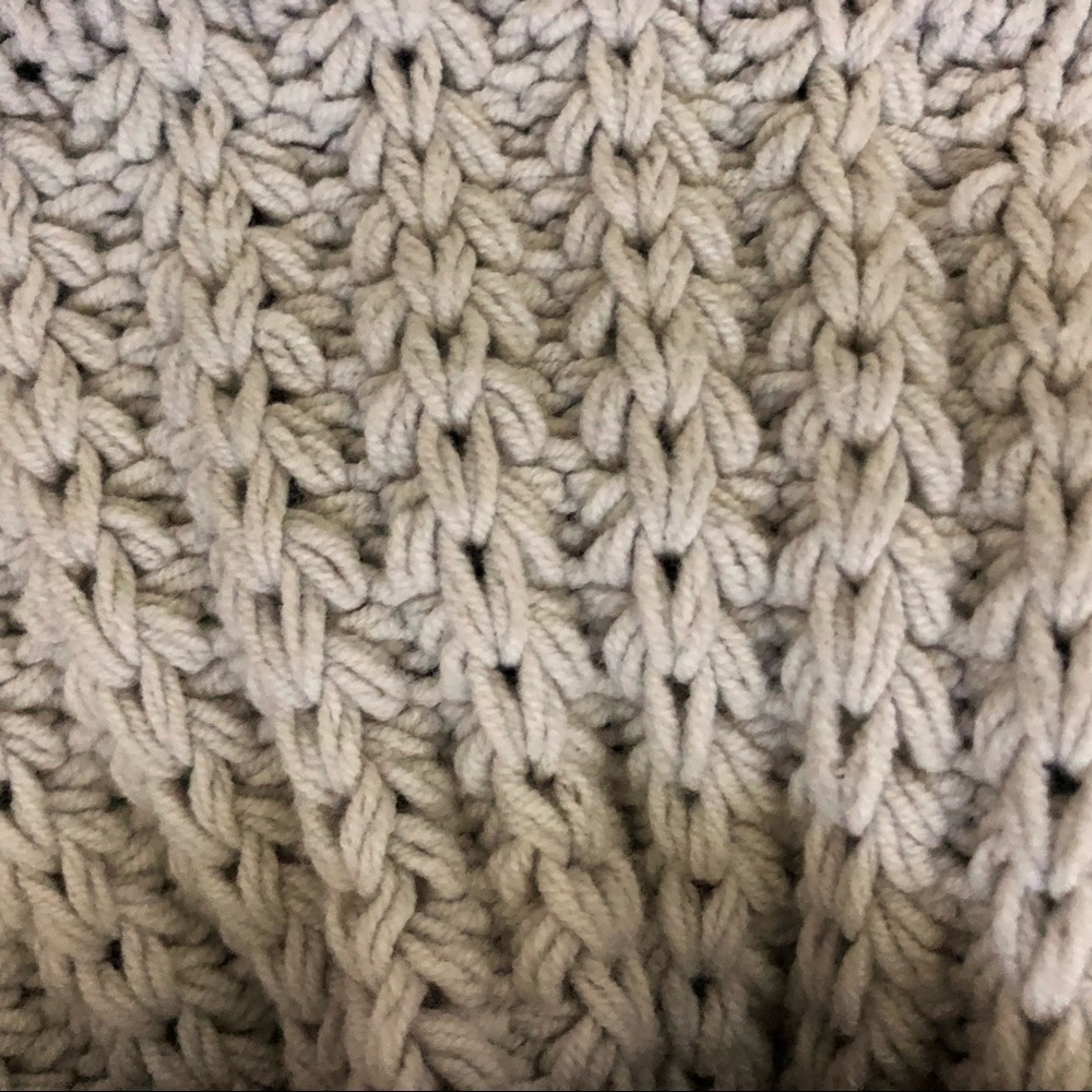 GAP Knitted Sweater - Picture 4 of 5
